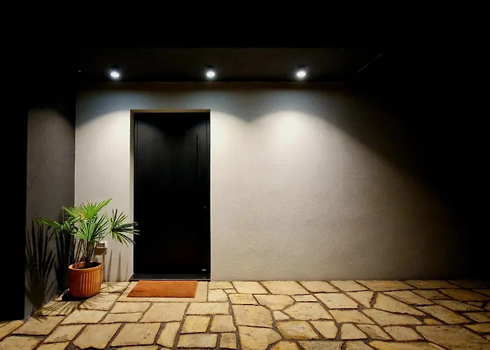 Дом отдыха House B Dekani