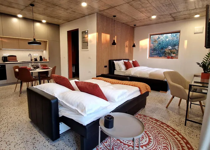 Дом отдыха House B